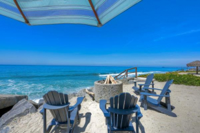 Oceanfront Getaway, Private Beach, Fire Pit, 5BR